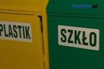 Trzy kontenery, jedna śmieciarka. Czy segregacja śmieci ma sens? WIDEO